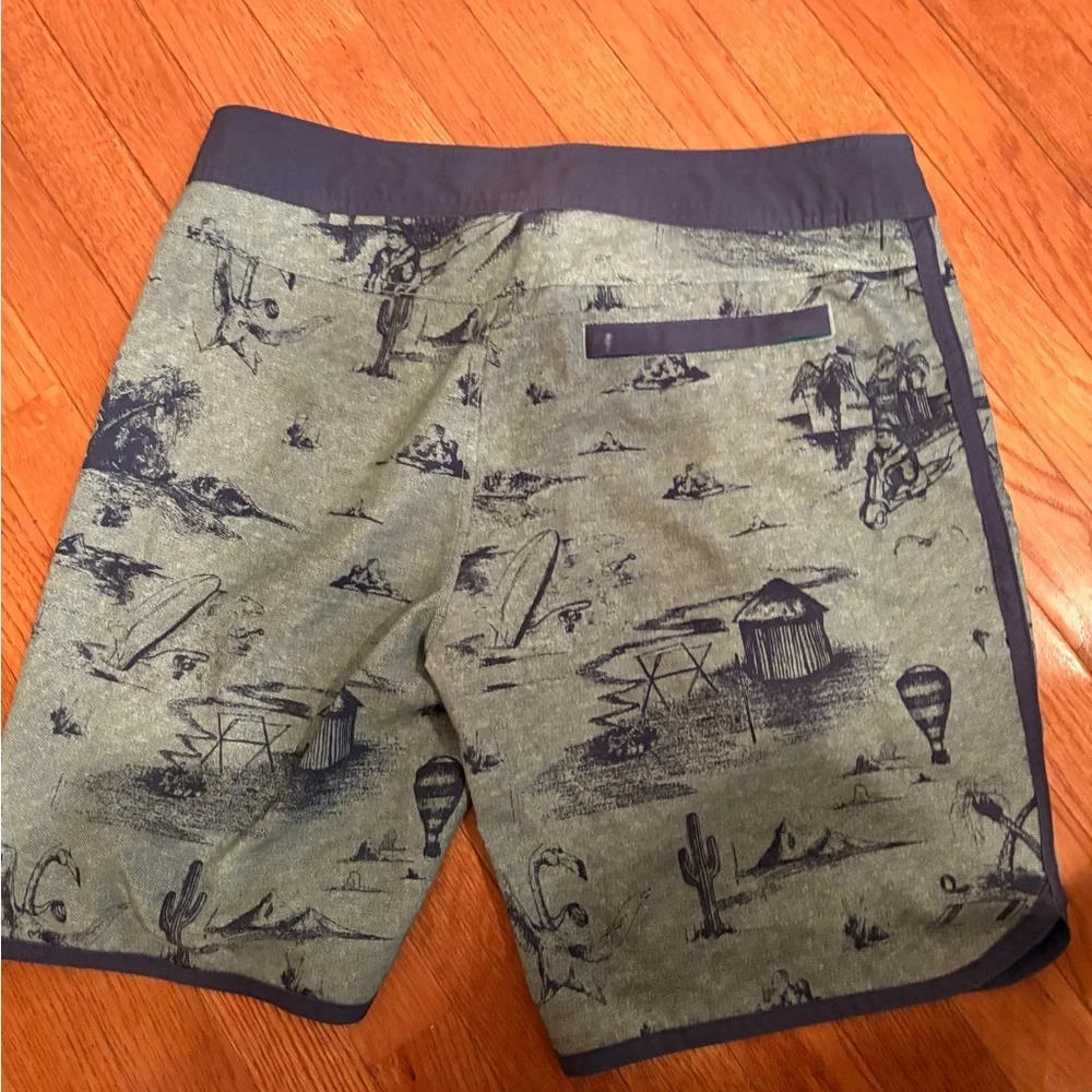 Prana High Seas Board Shorts size 33